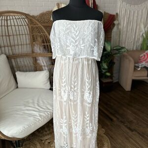 Baltic born off the shoulder